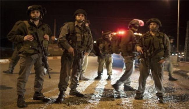 اعتقال فلسطينيين اثنين في الضفة الغربية 