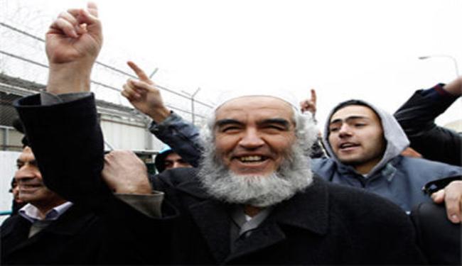 الاحتلال يعتقل الشيخ رائد صلاح 