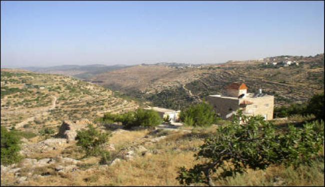 اسرائيل تحول منازل الفلسطينيين إلى ثكنات عسكرية