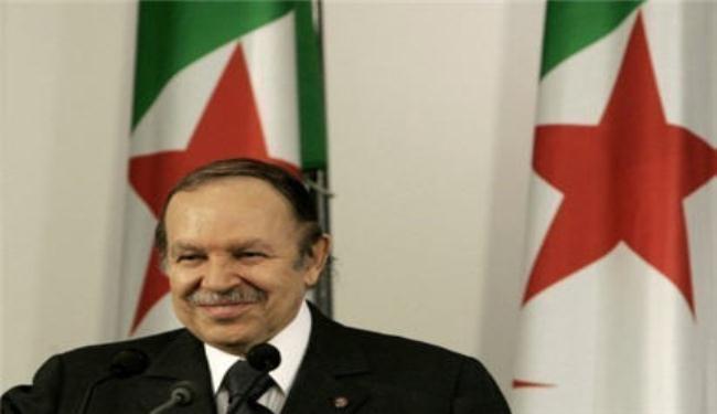  بوتفليقة يكلف سياسيا للاشراف على الاصلاحات 