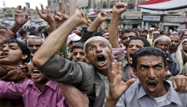 احزاب اللقاء المشترك تعتزم العودة الى الشارع