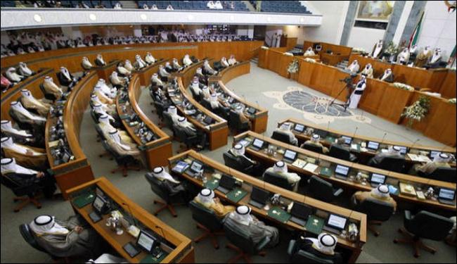 نائبان كويتيان يقدمان طلباً لإستجواب رئيس الوزراء