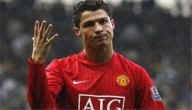ريال مدريد يلتف حول رونالدو 