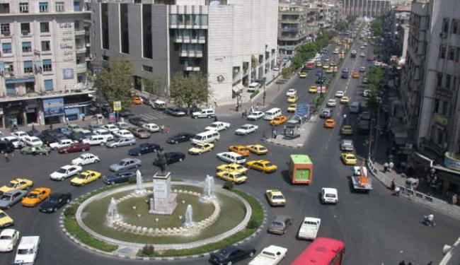 تجمعات محدودة في مدن سورية تطالب باصلاحات