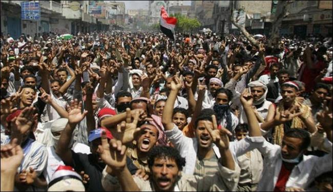 بين ثورات القرن الماضي وحركات التغيير المعاصرة