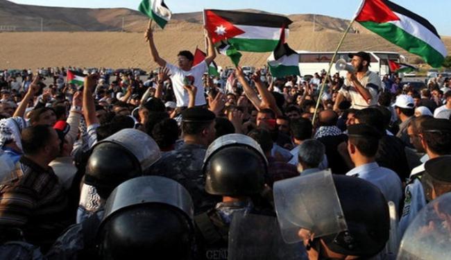 نواب اميركيون يطالبون مبارك بملاحقة المسؤولين عن مقتل 6 اقباط 