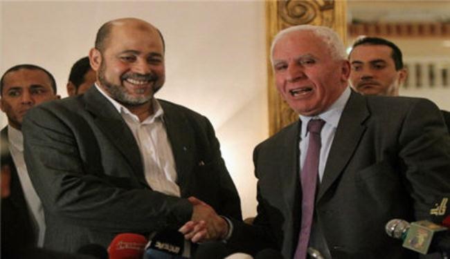 فتح وحماس تشكلان لجنة لتنفيذ اتفاق المصالحة