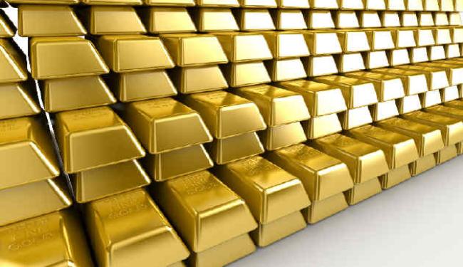 الذهب يتخطى مستوى الـ1500 دولار