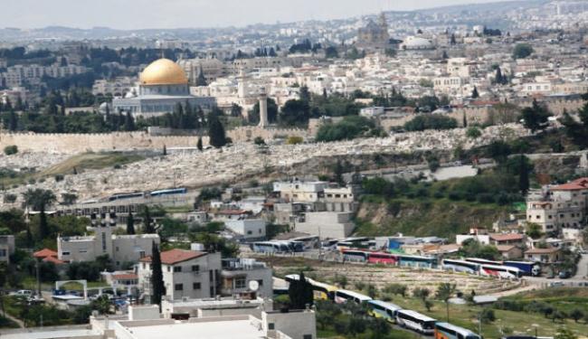 مستوطنة هارهزيتيم تهديد مباشر للأقصى