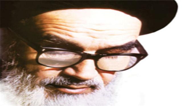 إقامة معارض للكتاب بموضوع الامام الخميني بايران