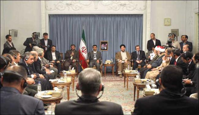 احمدي نجاد: ايران تقف الى جانب مصر 