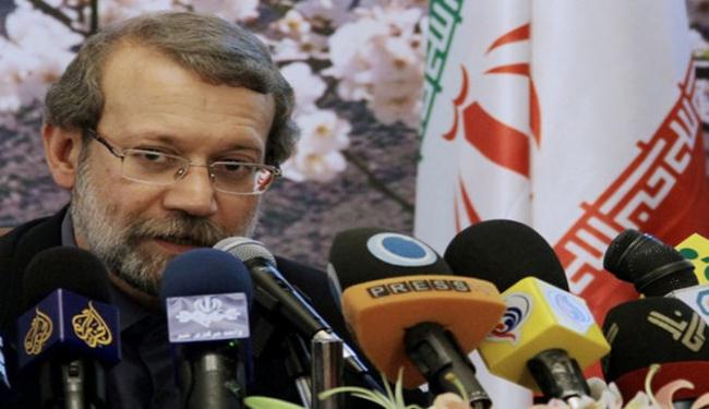 لاريجاني يبدأ جولة تقوده الى سنغافورة واندونيسيا 