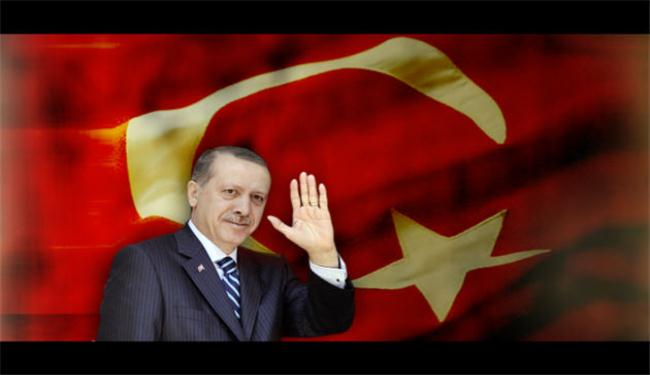 احمدي نجاد يهنئ اردوغان بفوز حزبه بالانتخابات