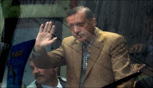 فوز اردوغان بولاية ثالثة يمتزج بطعـم الهزيمة