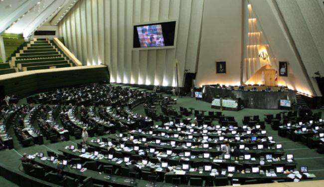 دعوة لعدم دخول مقرر للامم المتحدة ايران