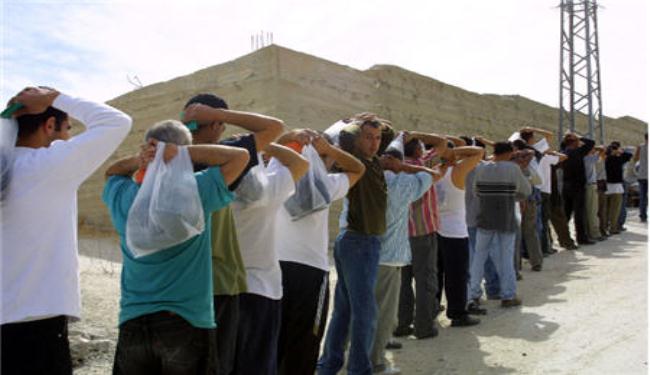 اضراب شامل بالسجون واعتصام وسط رام الله