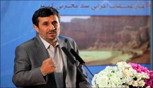 ايران تحذر السلطويين من التدخل بشؤون الاخرين