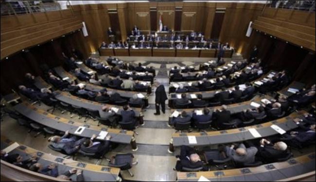 برلمان لبنان يواصل جلسات منح الثقة للحكومة