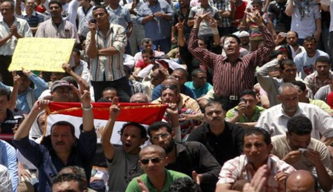 الاف المصريين يحتشدون لاحياء جمعة التطهير والامن
