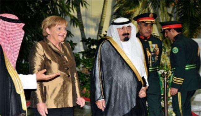 ميركل: صفقة الدبابات للسعودية ستبقى سرية