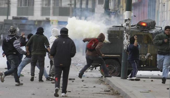 32 جريحا من الشرطة خلال تظاهرة للطلاب في تشيلي