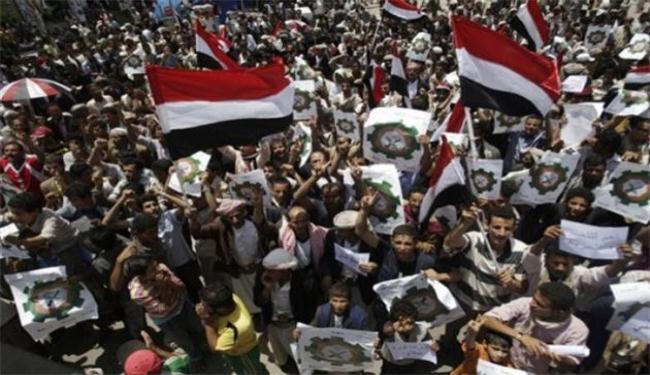 قوى إقليمية تساعد صالح على البقاء لفترة معينة