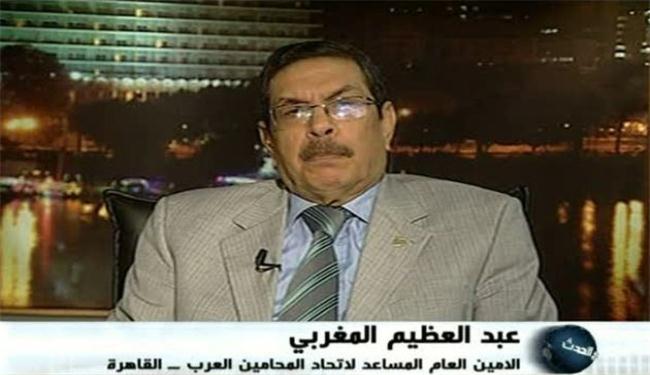 دخول مبارك الى المحكمة على سرير كان تمثيلية