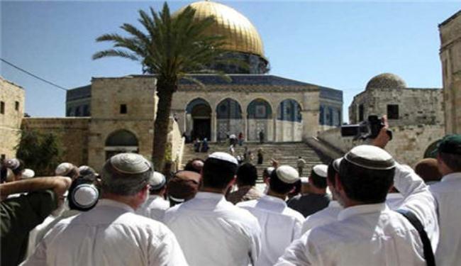 اشتباكات بالقدس اثر محاولة مستوطنين اقتحام الاقصى