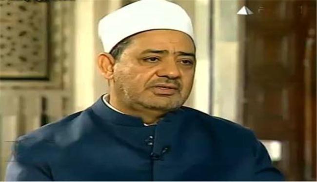 اجتماع بين شيخ الأزهر و وفد من شباب الثورة في القاهرة