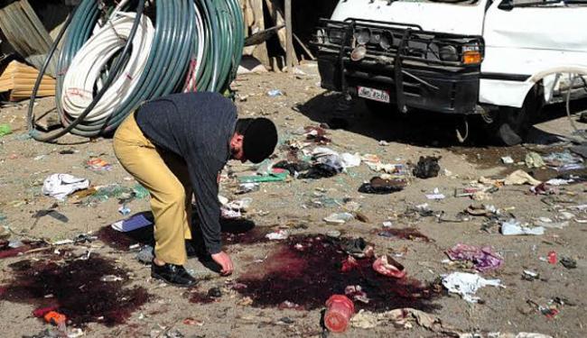 خمسة قتلى على الاقل بتفجير قنبلة في بيشاور