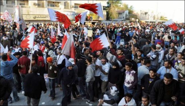 البحرين تفصل ثلاثة وعشرين شخصا لمشاركتهم في الاحتجاجات