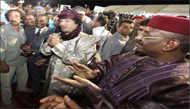 الطوارق يعودون لمالي والنيجر بعد قتالهم بصفوف القذافي