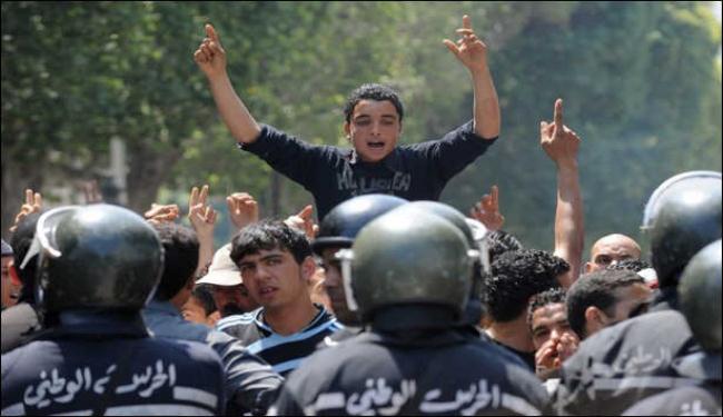 إقصاء الآخر... مهد استبداد جديد