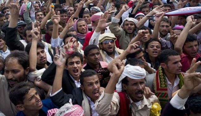 اللجنة التنظيمية للثورة اليمنية تدعو الى مسيرات حاشدة