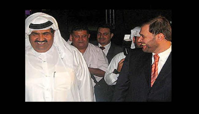 وضاح خنفر اقيل بقرار من امير قطر