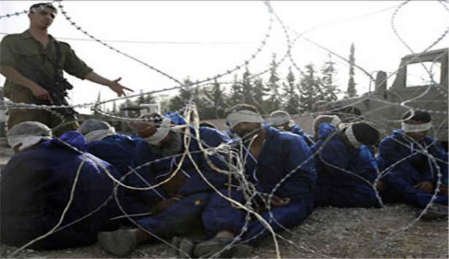 احتجاج الفلسطينيين على ممارسات الكيان الاسرائيلي بحق أسراهم