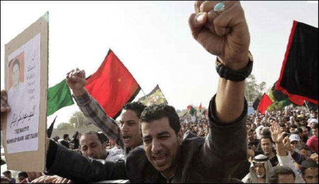 ناشط بحريني يدعو الشعب الى الخروج عن سلميته
