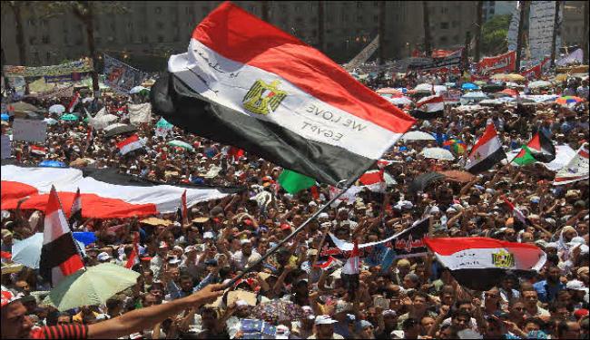 المصريون بميدان التحرير في جمعة 