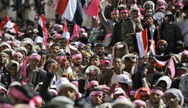 تظاهرات حاشدة باليمن تدعو لاسقاط نظام صالح	