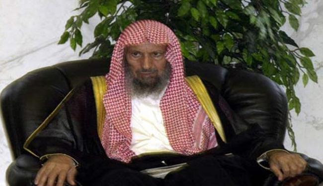 خلاف محتدم  بين المؤسسة الدينية والملك السعودي