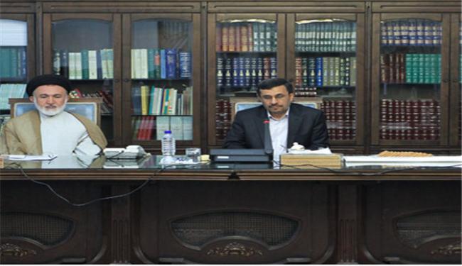 ايران تدعو لصرخات مدوية ضد اميركا و