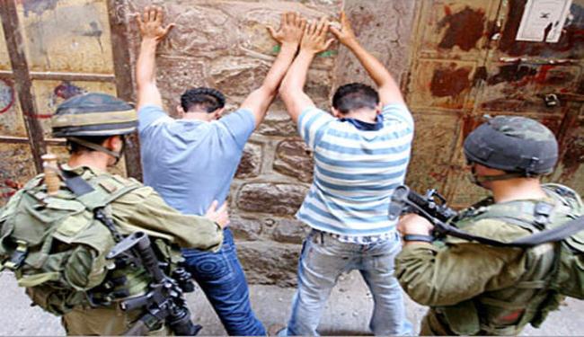الاحتلال يفرض اغلاقا تاما على الضفة ويعتقل 5 فلسطينيين
