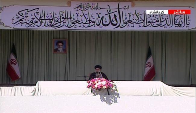 القائد: الغرب يحاول اضعاف العلاقة بين الشعب الايراني وقيادته