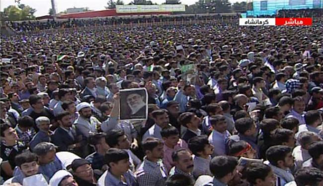 آية الله خامنئي: دور الشعب لم ينته بانتصار الثورة الاسلامية