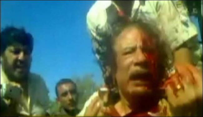التلغراف: ذهب القذافي، فمن سيحكم ليبيا الآن