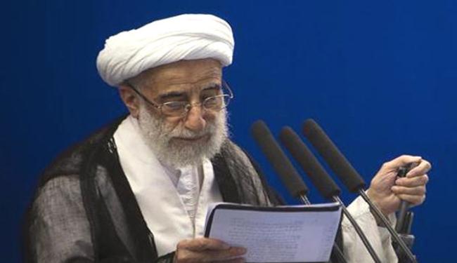 خطيب جمعة طهران: المد المناهض لامريكا بدا ينتشر