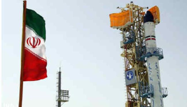 ايران تطلق قمرين صناعيين قريبا