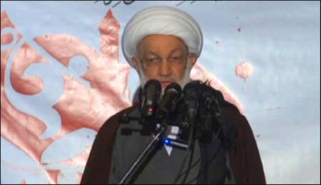 اية الله قاسم: لا تراجع عن تحقيق المطالب السياسية