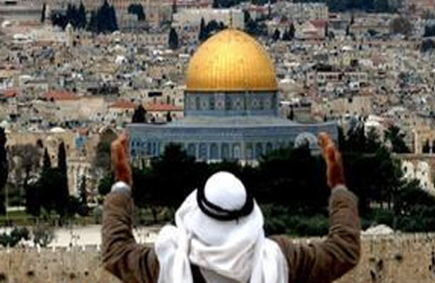 الجلبي يطالب بانسحاب القوات الأجنبية من البحرين