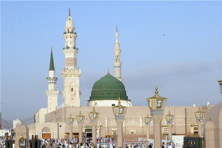 تخریب آثار اسلامی با بولدوزر
